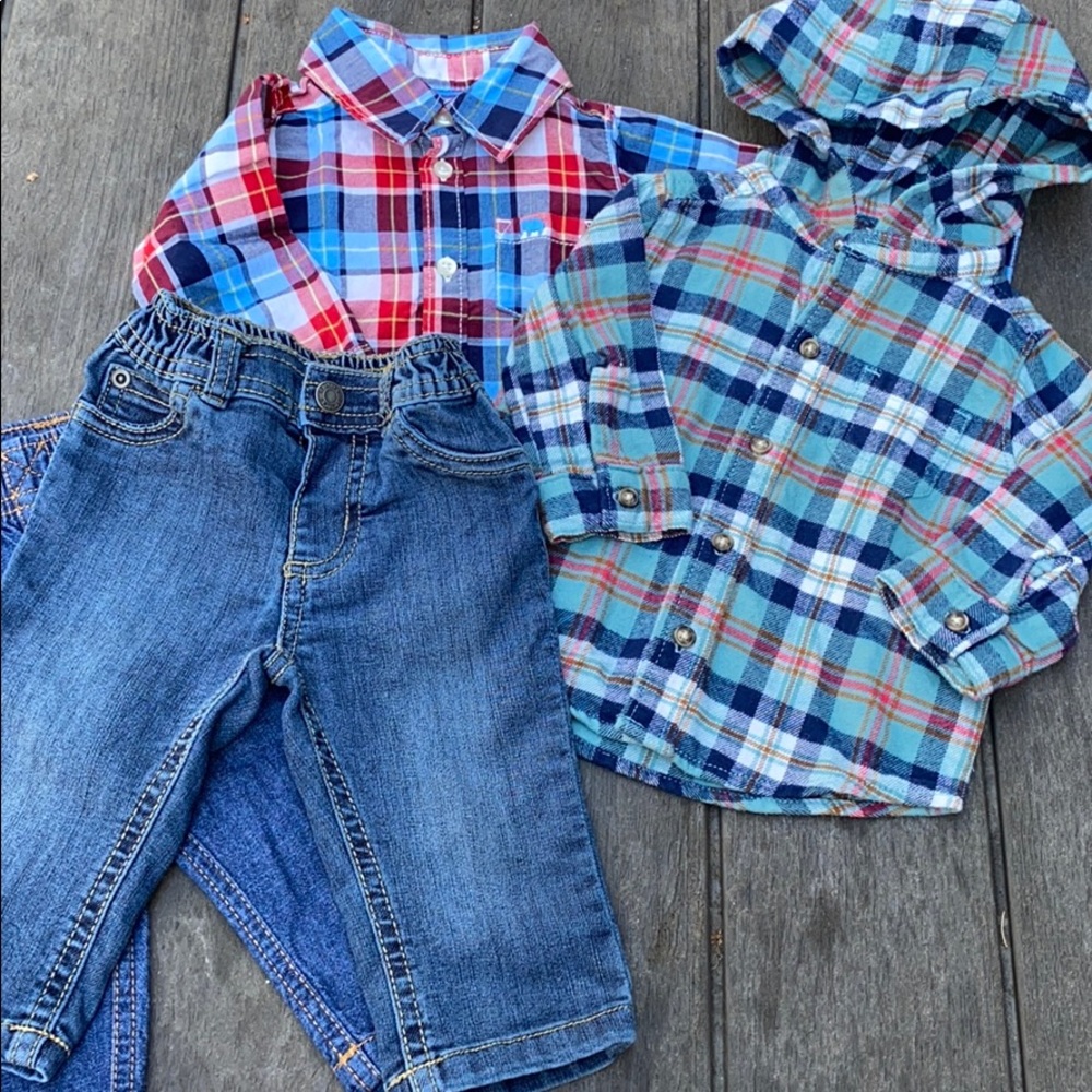 Carter’s 2 flannel sets
